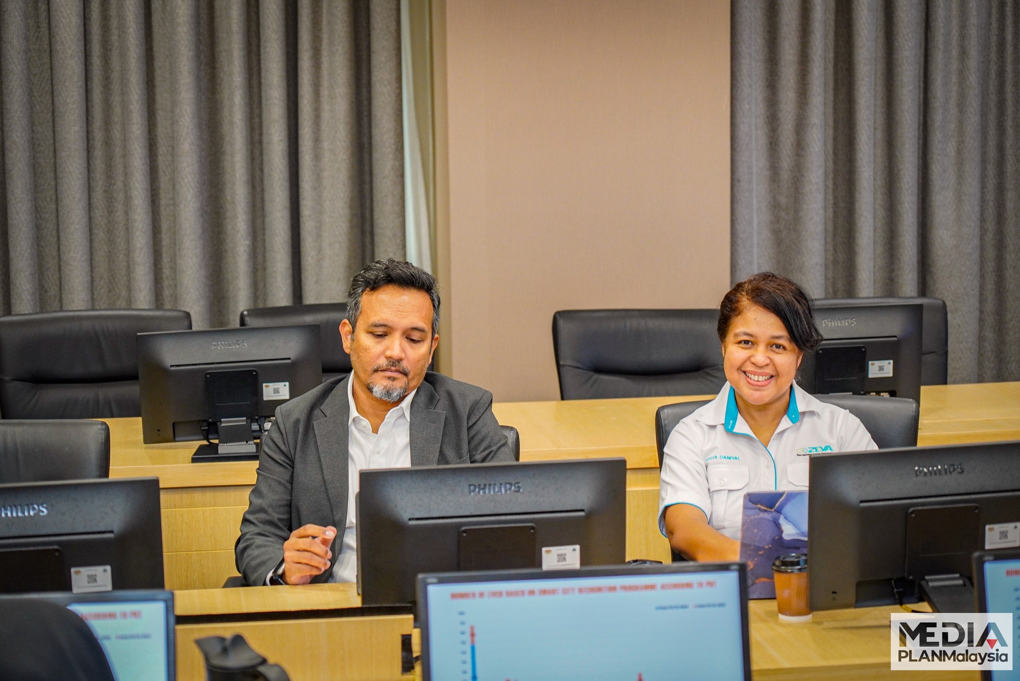 Gentari and Go-To-U at the Briefing Session